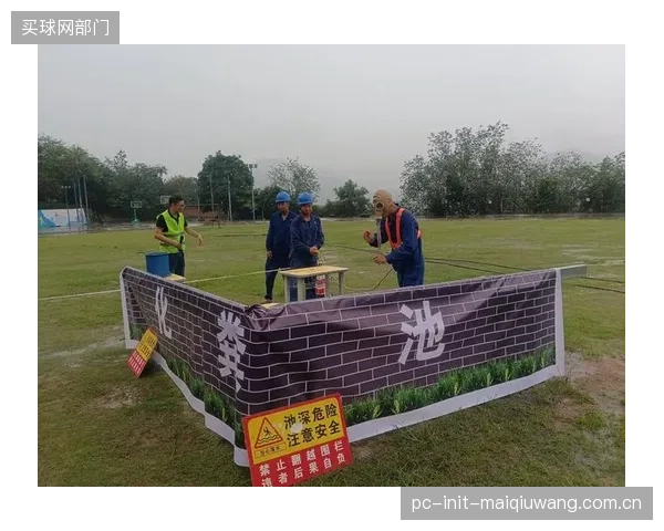 小将莫拉或成墨西哥在高原主场的秘密武器,其冲刺能力可能撕开对手的缺氧防线。 小将莫拉或成墨西哥在高原主场的秘密武器,其冲刺能力可能撕开对手的缺氧防线。